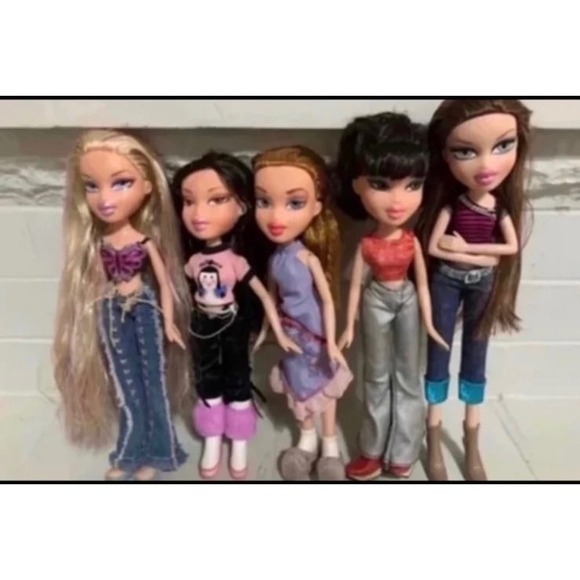 Lot‎ Of 5 Vintage Bratz MGA Dolls